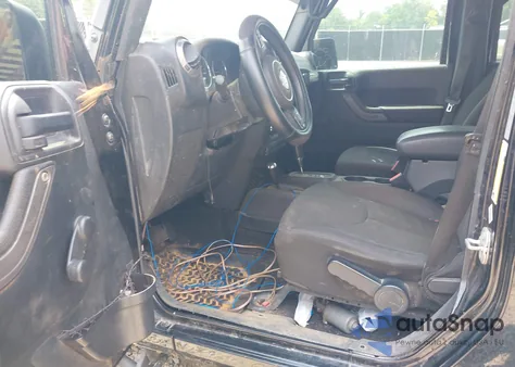 2018 Jeep Wrangler Jk Unlimited Sport 4X4 z USA, uszkodzony, nr VIN 1C4BJWDG9JL813613